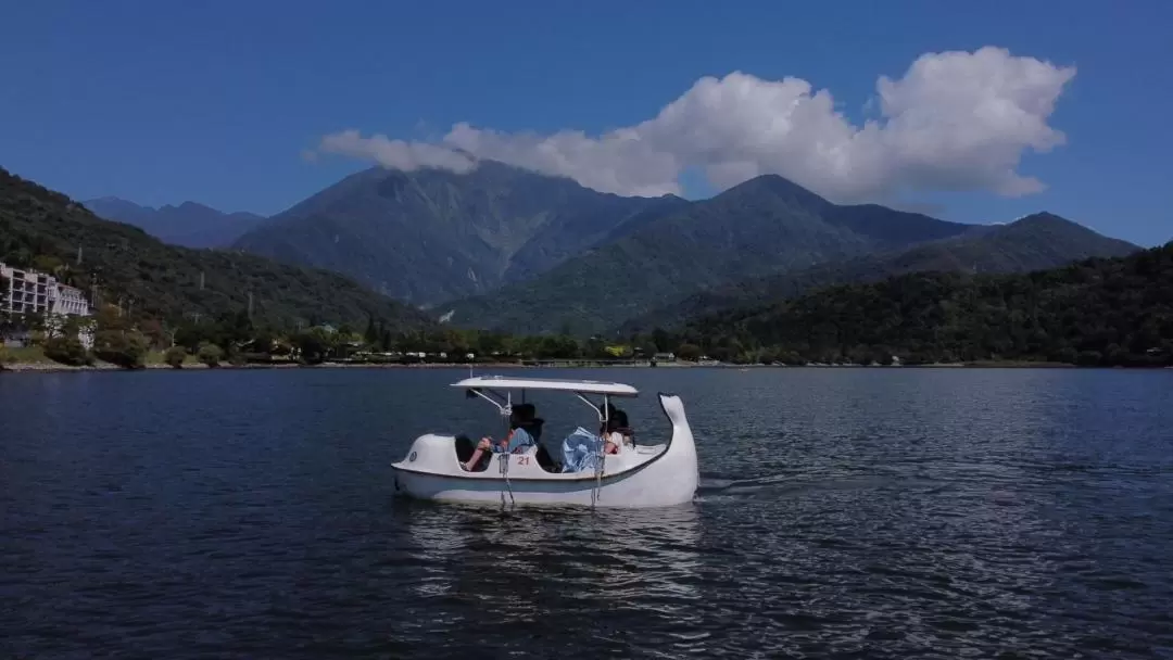 花蓮: 鯉魚潭遊湖體驗 - 電動腳踏船＆腳踏船