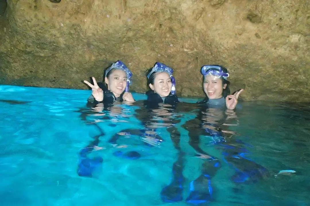 沖繩恩納村青之洞窟浮潛＆深潛體驗