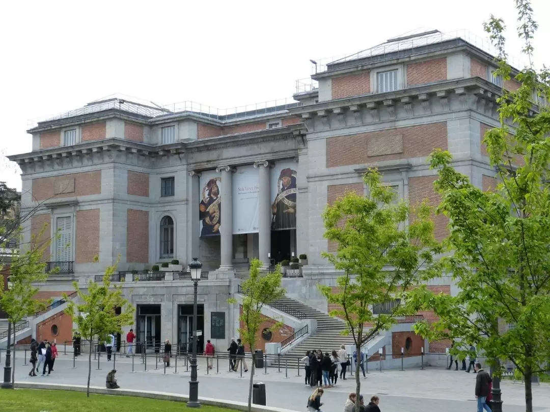 Royal Palace of Madrid & Prado Museum Guided Tour