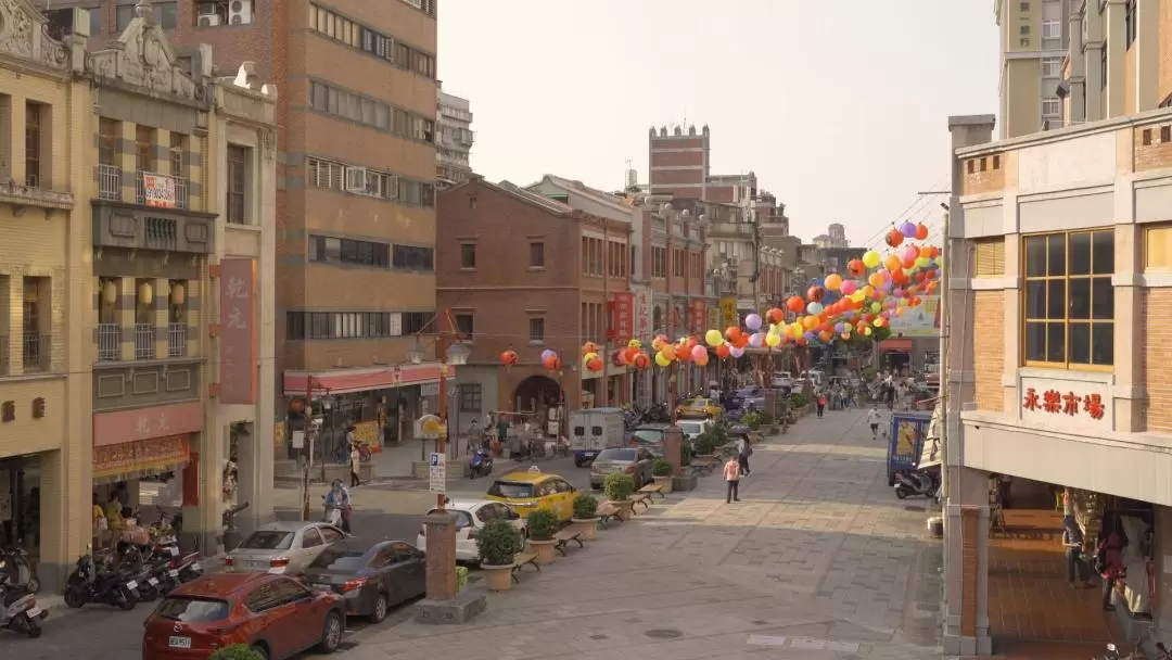 Dadaocheng Historical Walking Tour in Taipei