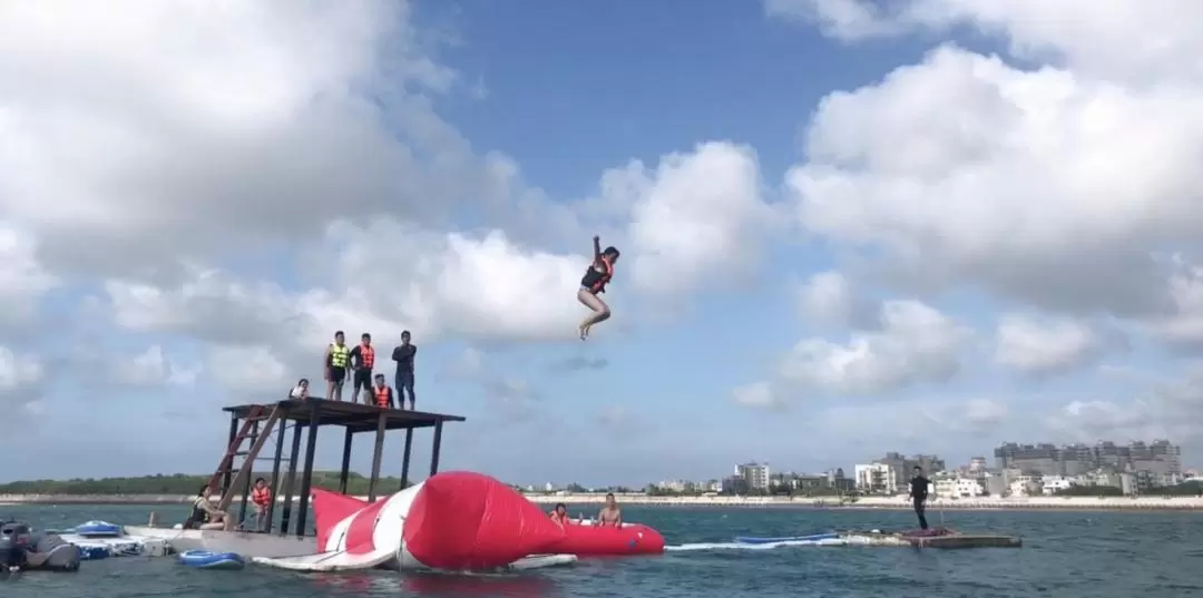 澎湖水上活動: 盛夏海樂園 - SUP＆彈跳包＆海上溜滑梯＆海上跳水