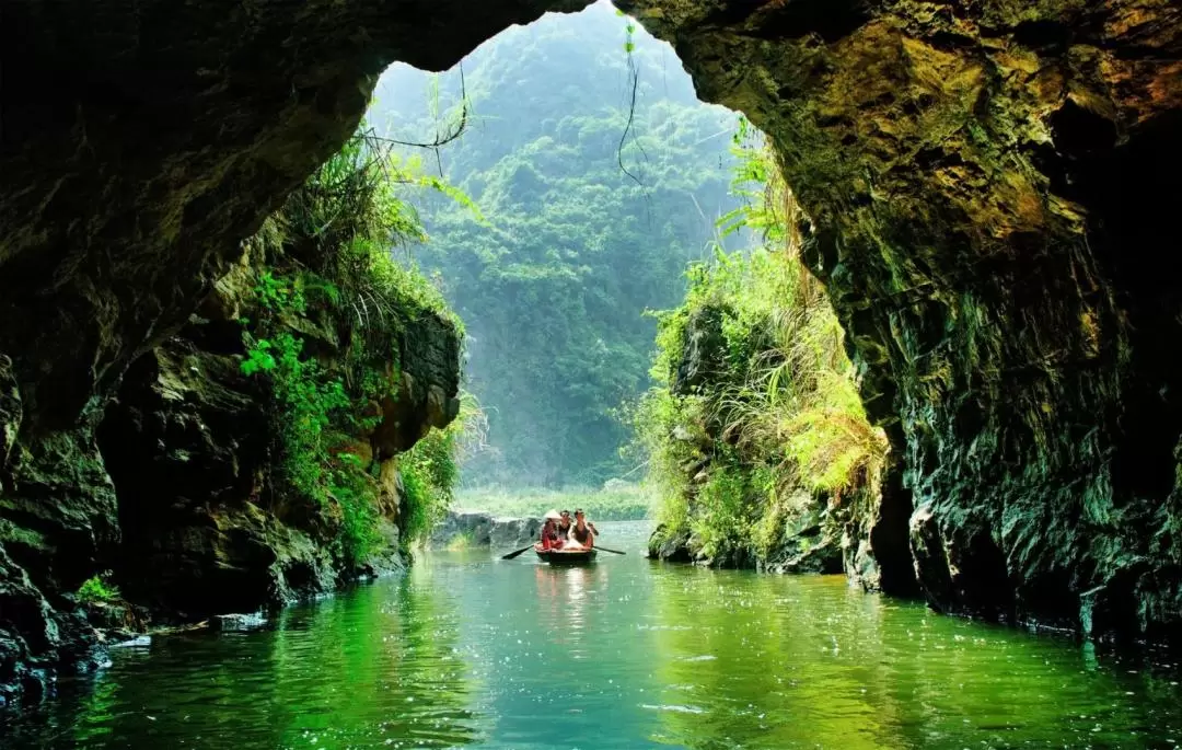 Hoa Lu, Tam Coc, and Bich Dong Tour from Hanoi