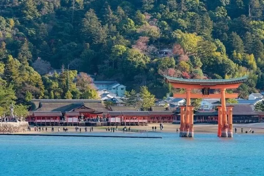 Hiroshima and Miyajima Day Tour from Hiroshima