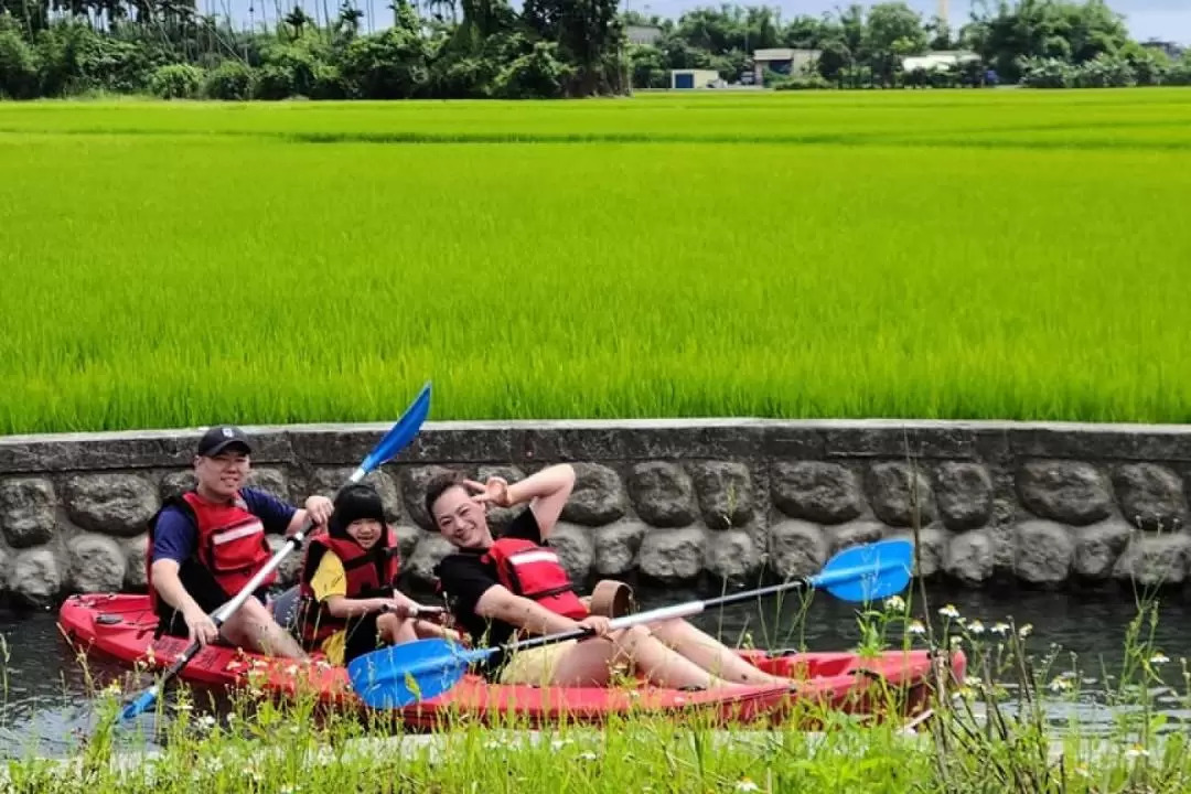 Paddy Field Canoe Experience in Yilan