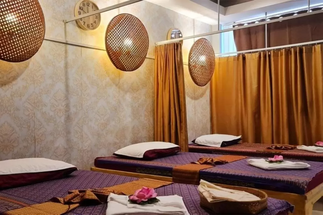 Baansuan Tropical Health Massage Experience in Pattaya