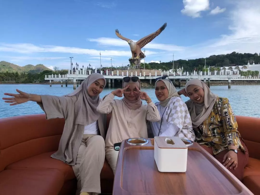 Pontoon Fun Cruise in Langkawi