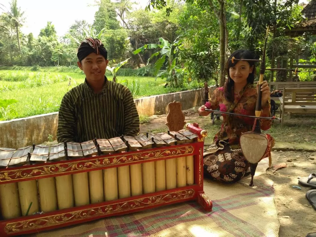 Javanese Dance and Gamelan Traditional Music Workshop in Yogyakarta