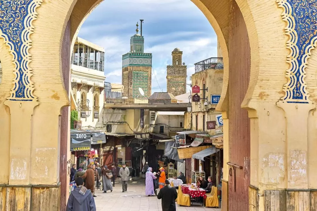 Fes Guided Tour with Lunch From Casablanca 