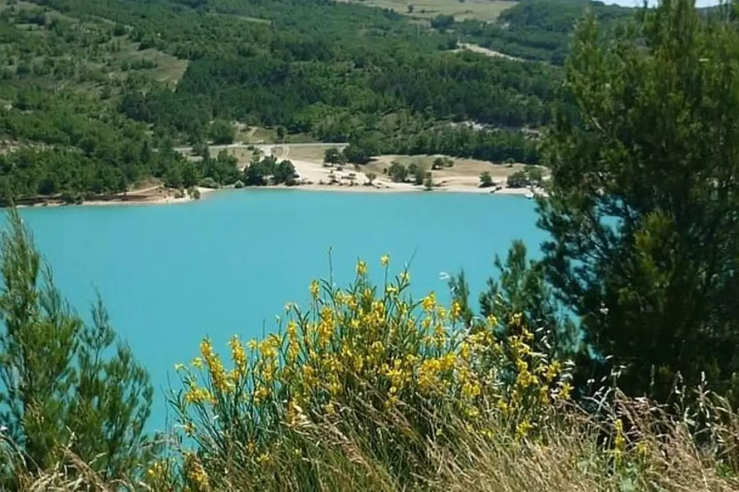 穆斯捷 - 聖瑪麗（Moustiers-Sainte-Marie）& 韋爾東峽谷一日遊（普羅旺斯地區艾克斯出發）