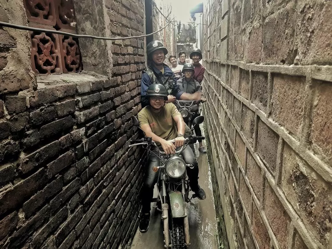 Hanoi Vintage Minsk Motorbike Tour: Culture, Sight & Fun on Minsk