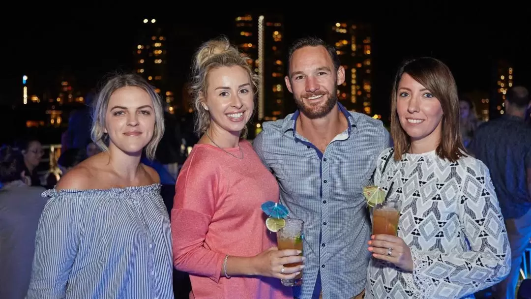 Sightseeing Dinner Cruise in the Gold Coast