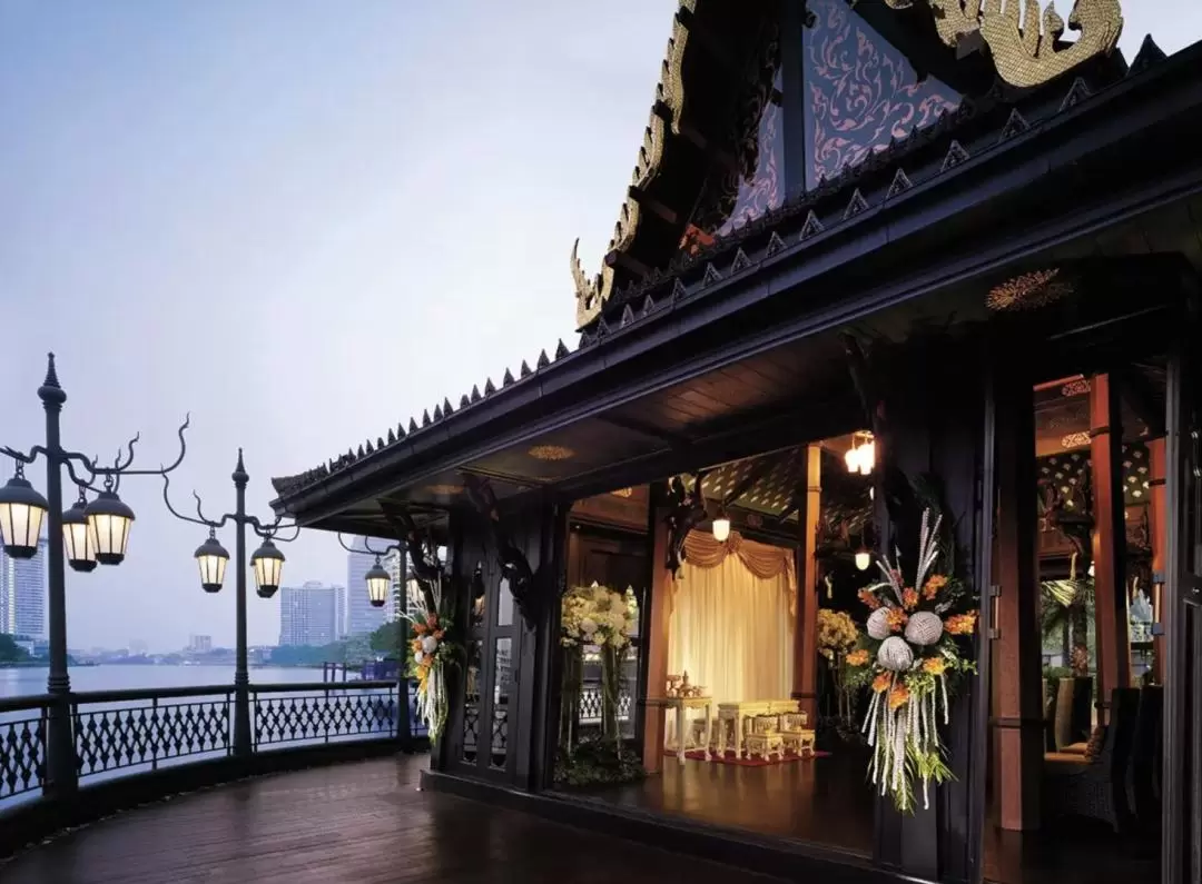 Salathip Thai Restaurant in Shangri-La Hotel, Bangkok