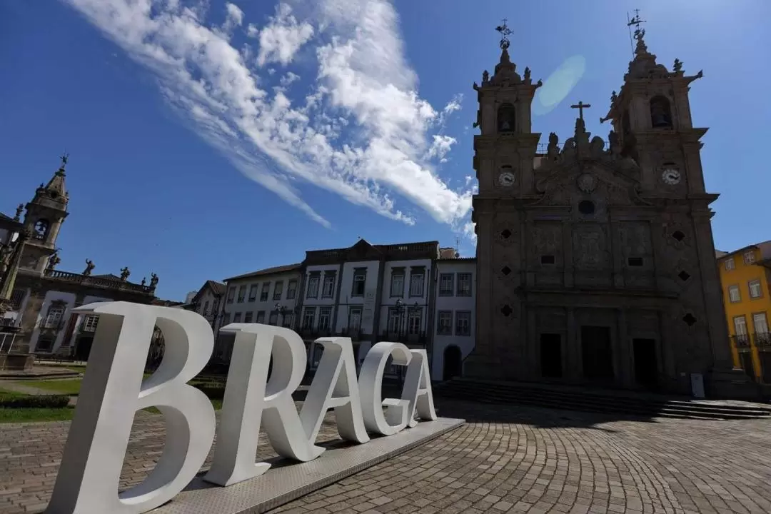 Private Braga Scavenger Hunt and Sights Self-Guided Trip