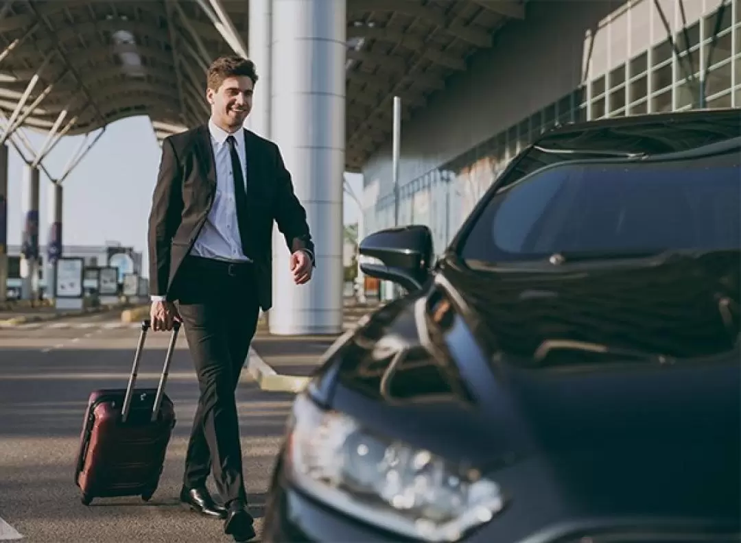 Private Gatwick Airport (LGW) Transfers for London by GetTransfer