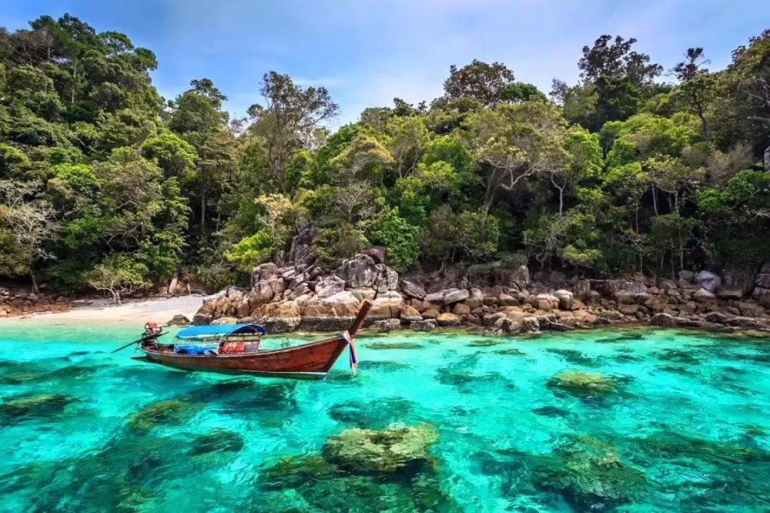 Koh Lipe 7 Islands by Private Longtailboat Free Go Pro Camera