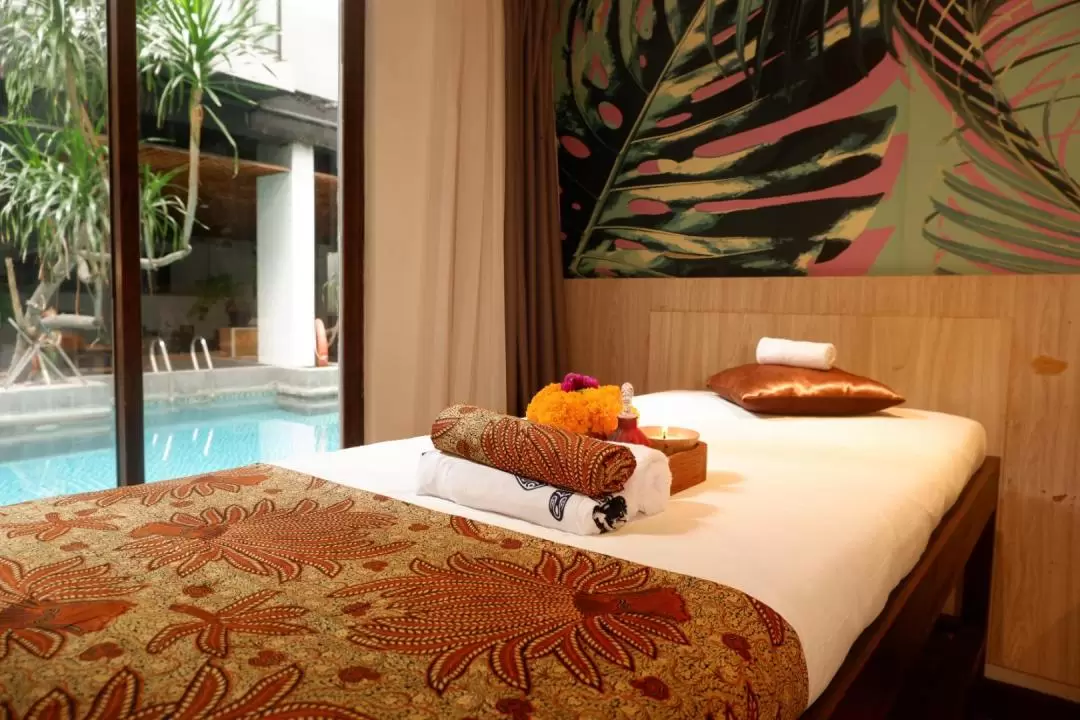 Spa And Massage Experience at The Lotus Spa Bali