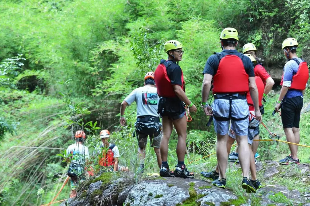 Datanla Waterfall Canyoning