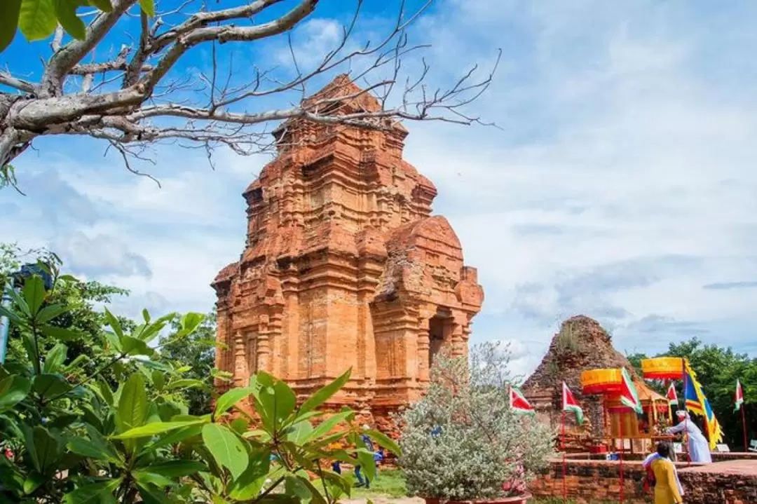 Ta Cu Mountain Half Day Tour from Phan Thiet