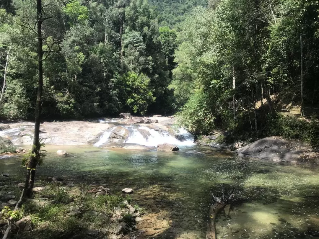 登嘉樓Lata Tembakah瀑布徒步之旅