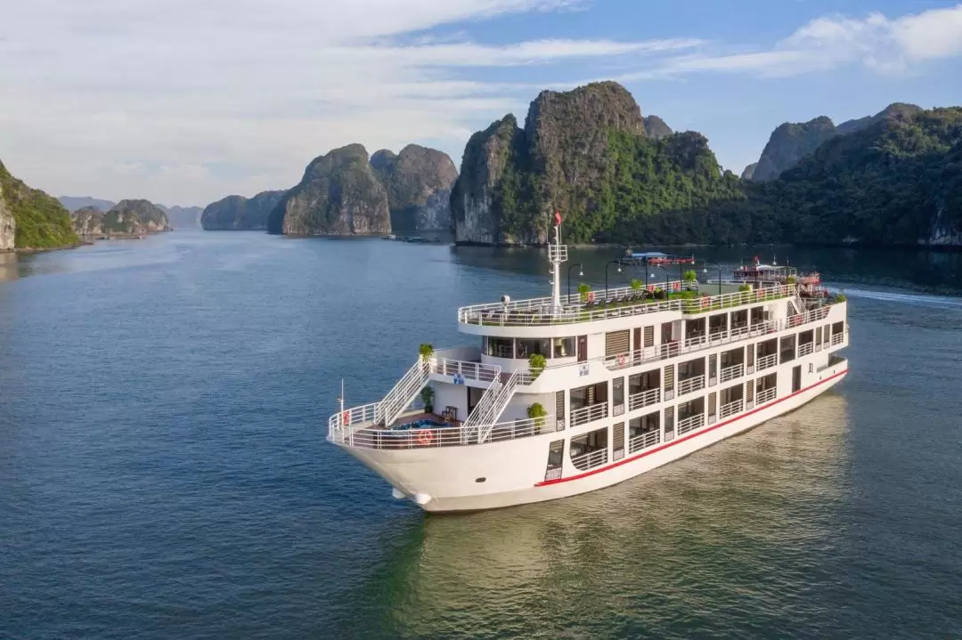 [New Route] 2D1N Ha Long and Lan Ha Bay from Ha Noi by Luxurious Magenta Cruise