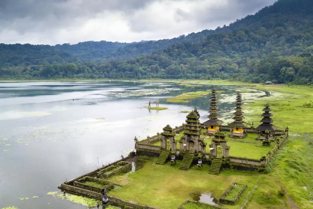 Twin Lake Jungle and Canoeing Trekking Day Tour in Bali