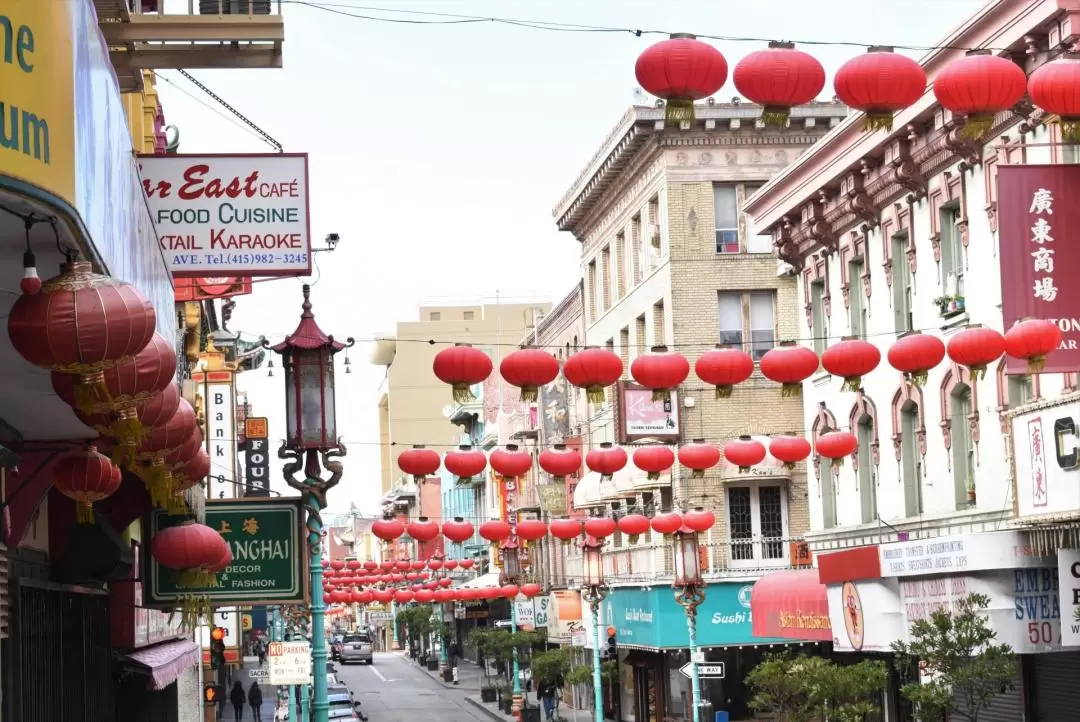 Chinatown Food and History Small Group Walking Tour in San Francisco 