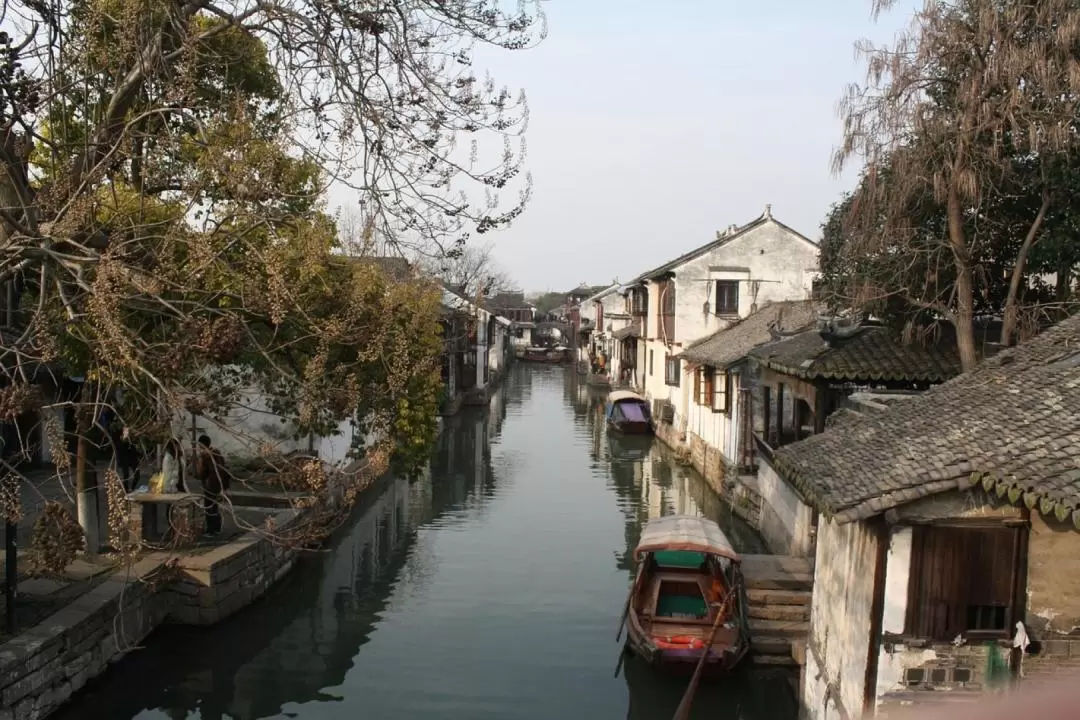 One Way Private Transfers between Shanghai and Zhouzhuang Scenic Area