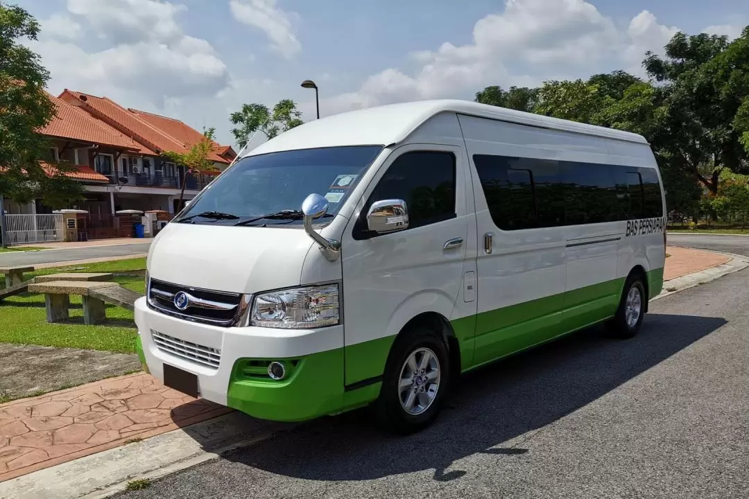 Melaka Private Car Charter from Kuala Lumpur: Encore Melaka, Jonker Walk, A'Famosa and More