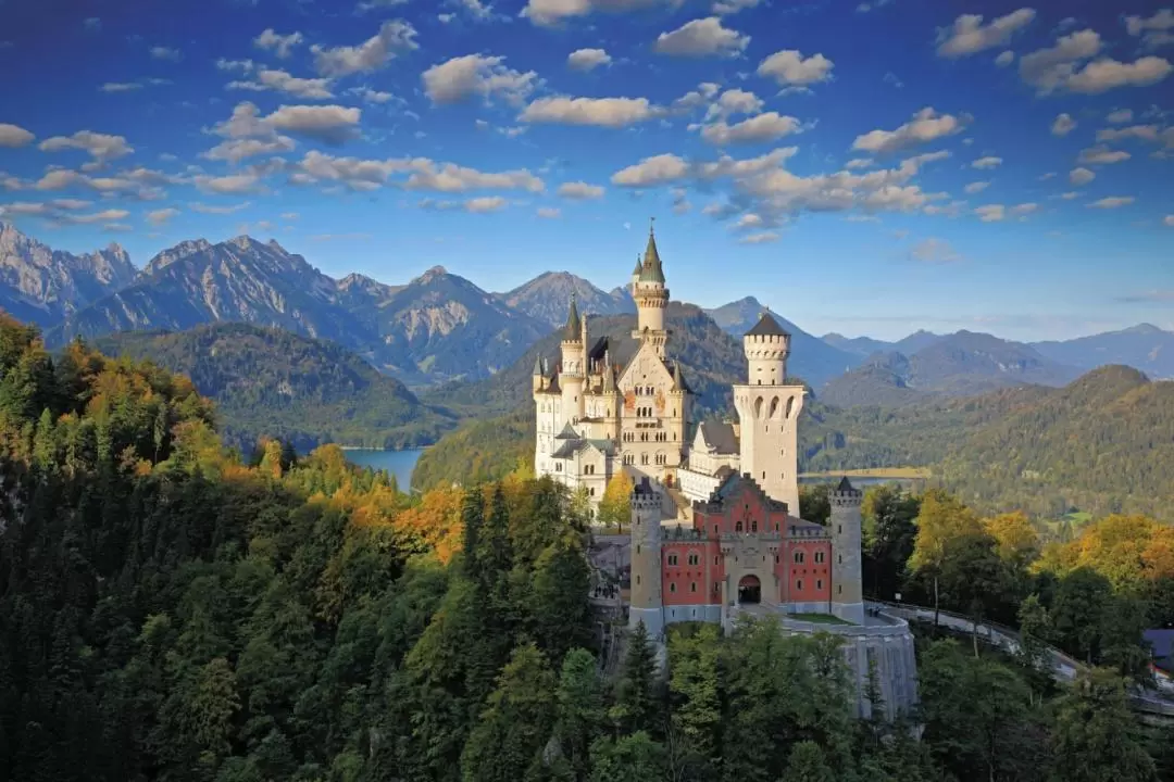 Neuschwanstein Castle & Linderhof Premium Tour from Munich