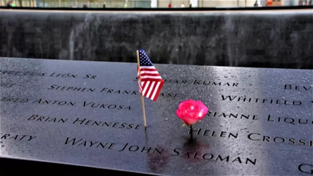 Statue of Liberty and 9/11 Memorial Tour with Museum Access