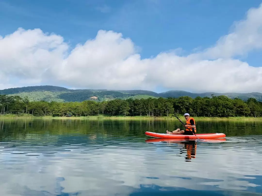 Half-day Tuyen Lam Lake SUP Tour in Da Lat