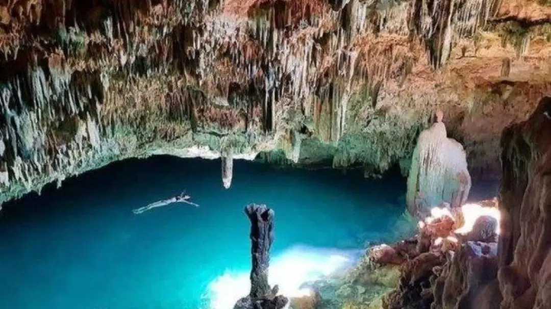 Cunca Wulang, Gua Cermin, Gua Rangko and Sylvia Hills Day Tour in Labuan Bajo