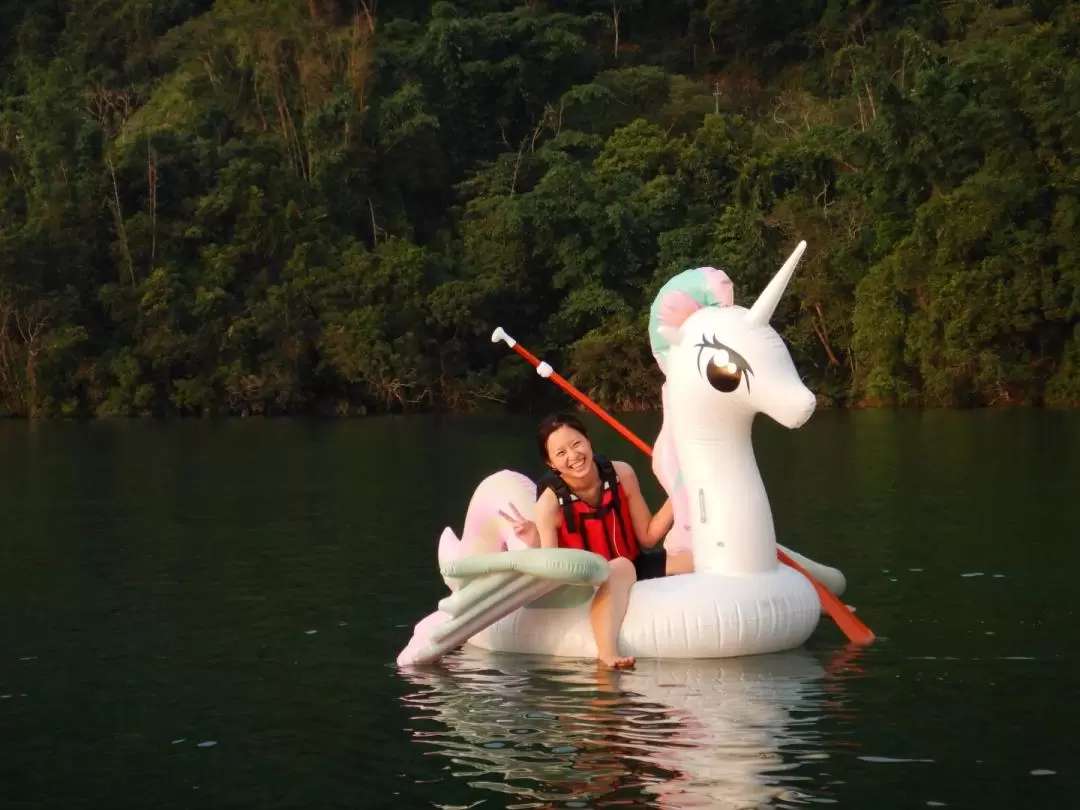 Sun Moon Lake Yacht Party and SUP Experience in Nantou