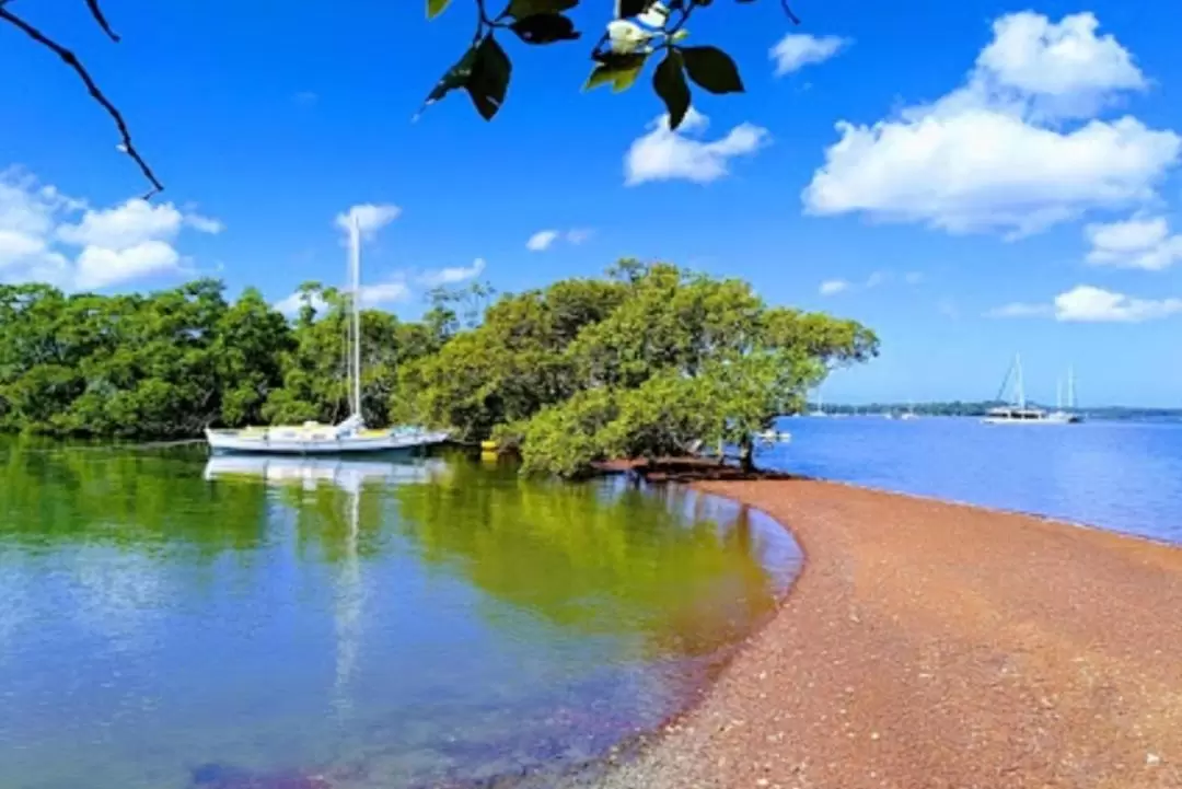 Karragarra and MacLeay Island Day Tour in Southern Moreton Bay