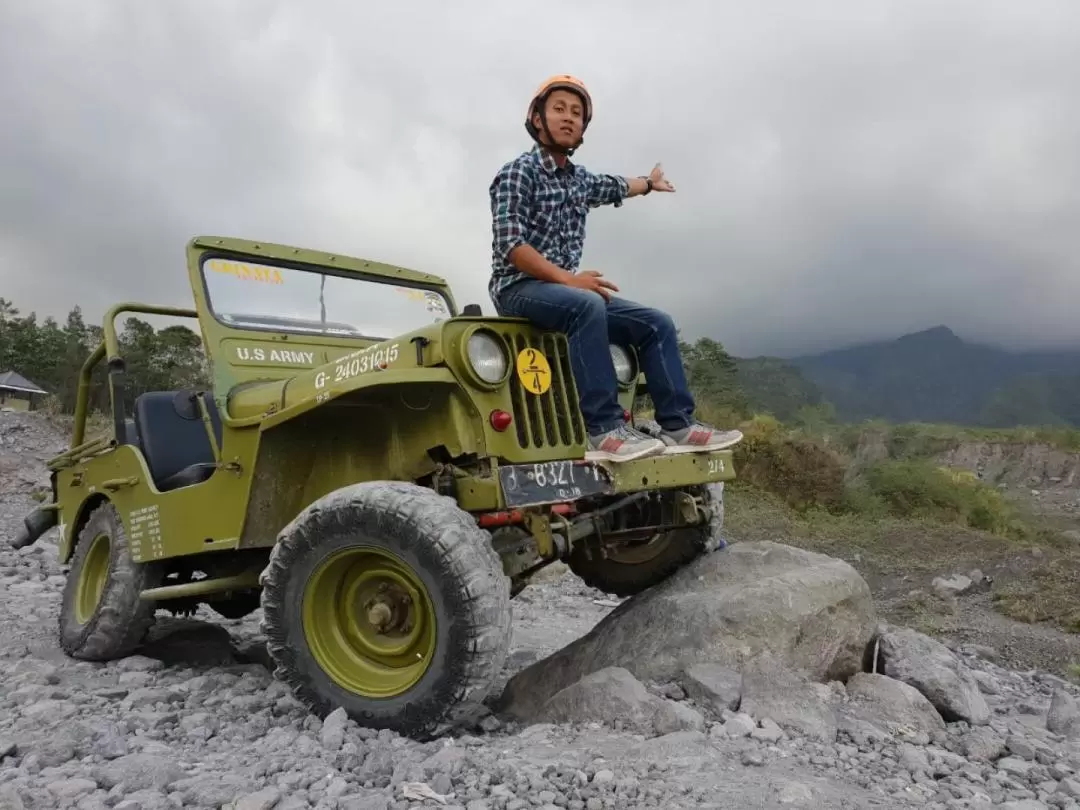 ボロブドゥール・プランバナン・セウ寺院・グレジャアヤム・メラピ火山ジープ乗車 日帰りツアー（ジョグジャカルタ発）