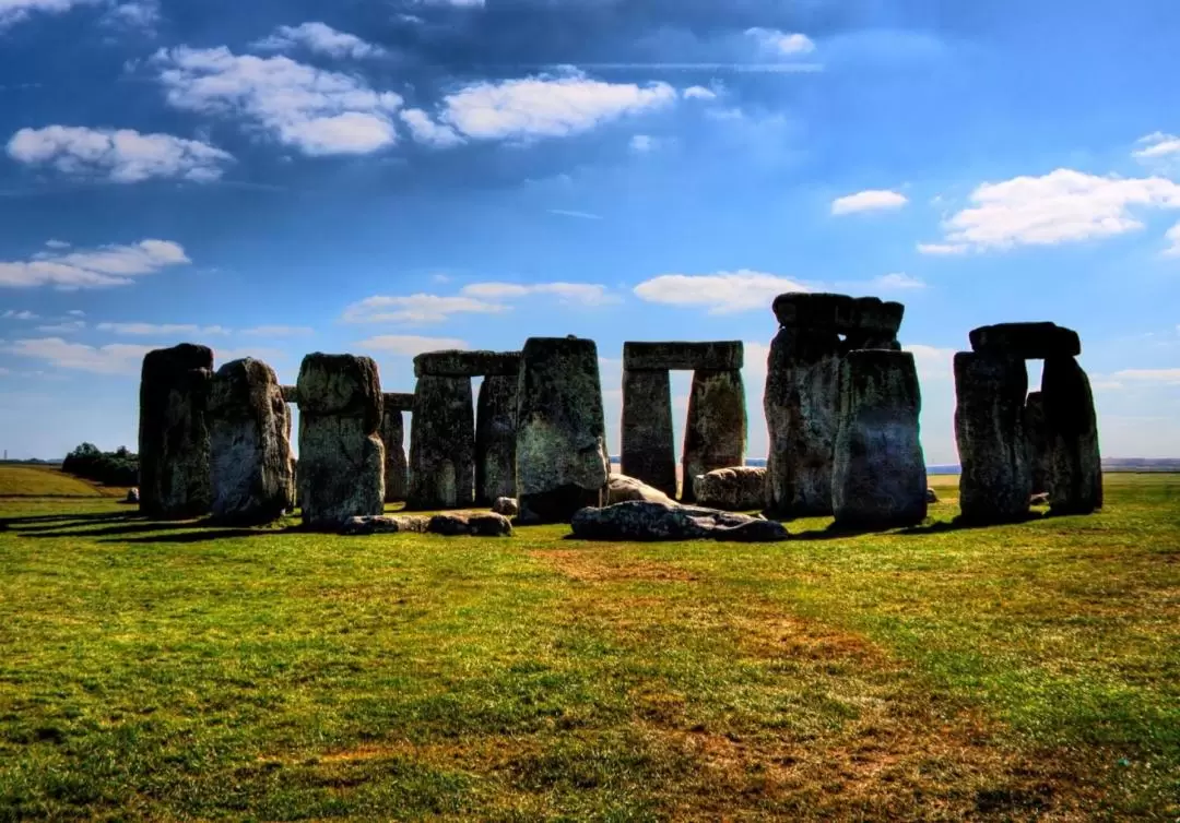 Stonehenge Tickets and Tours options from London 