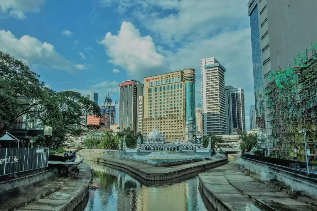 Kuala Lumpur Evening Tour with KL Tower Entry and Water Fountain Show