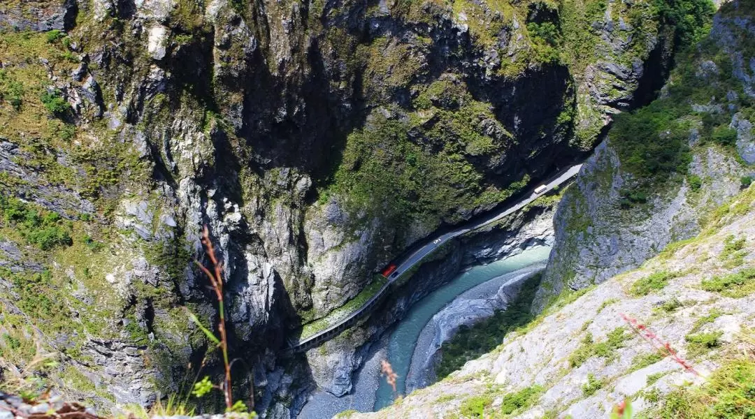 Hiking Tour at Zhuilu Old Road, Taroko National Park