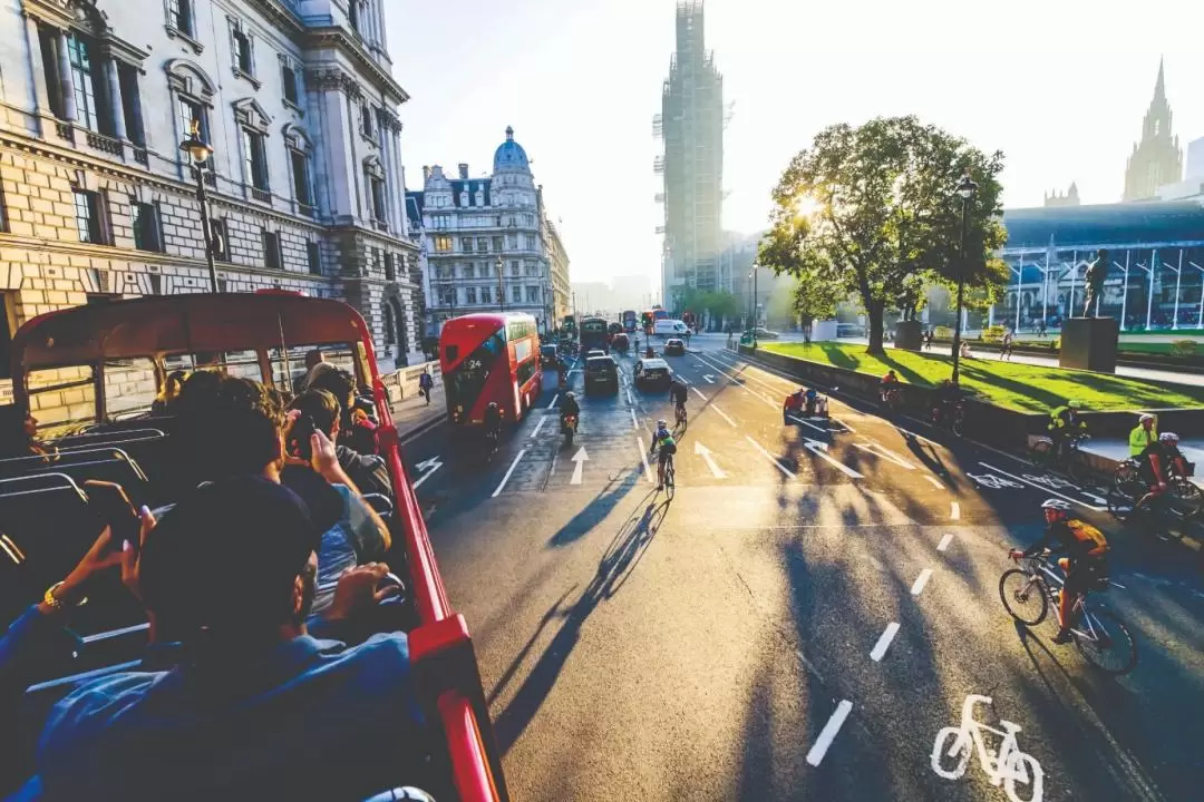 Explore London with a Vintage Bus Tour including River Cruise