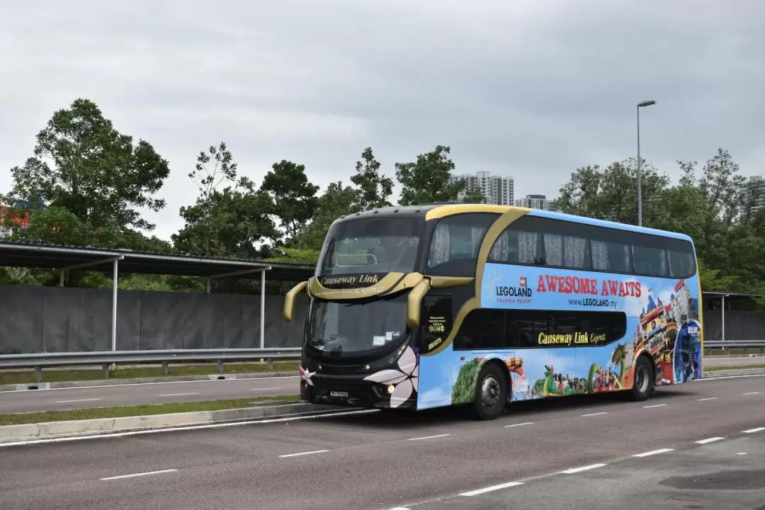 Shared Bus Transfer between Bukit Bintang and Legoland Malaysia