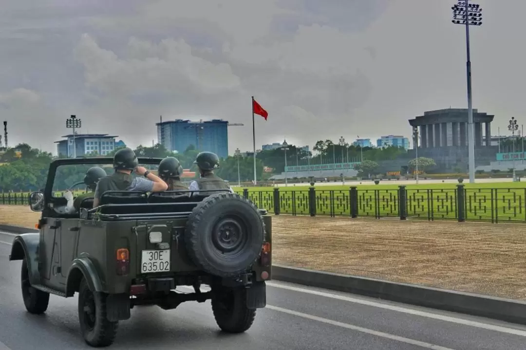 河內老式陸軍吉普車觀光半日遊