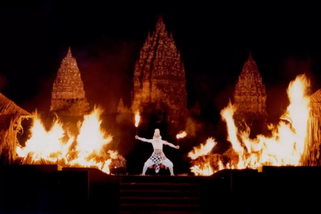 Prambanan Sunset  Tour and Ramayana Ballet Performance On Schedule in Yogyakarta