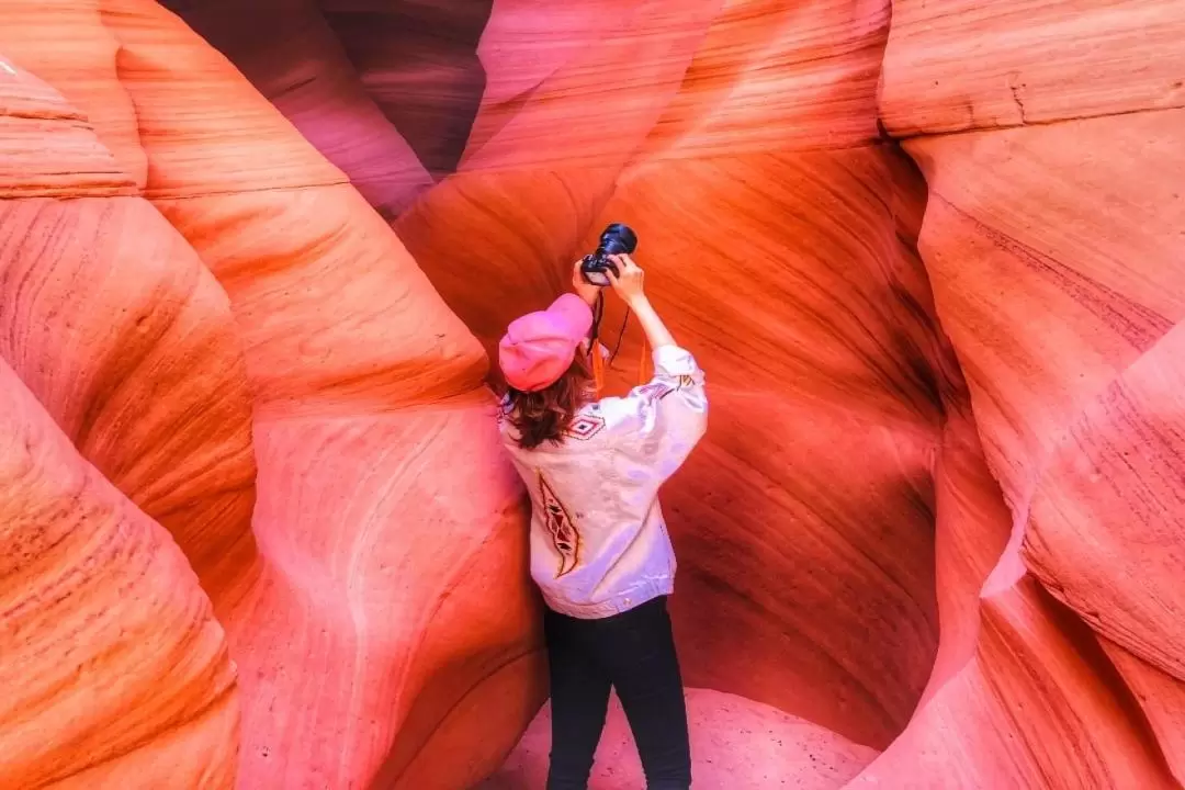 Antelope Canyon Day Tour from Las Vegas