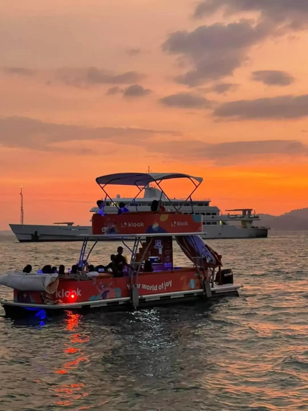 Pontoon Fun Cruise in Langkawi