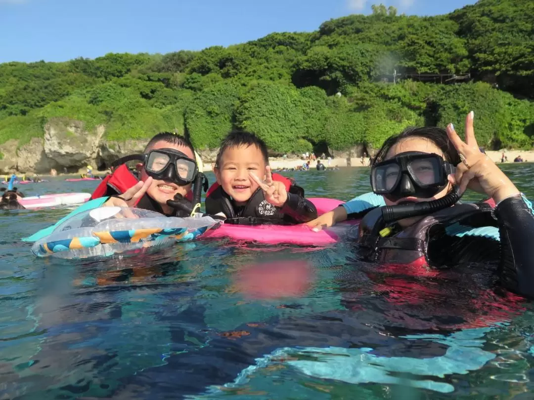 Xiaoliuqiu Snorkeling experience and swimming with sea turtles Discount for multiple people