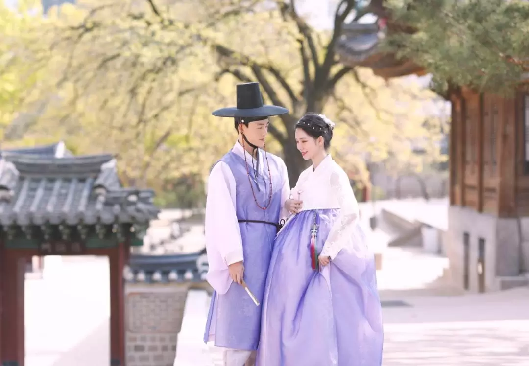 Hanbok Experience at Hanboknam Gyeongbokgung with Korean Hairstyling