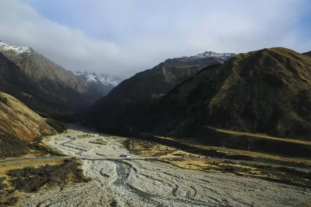 皇后鎮＆庫克山日間觀光之旅（含巴士接送）