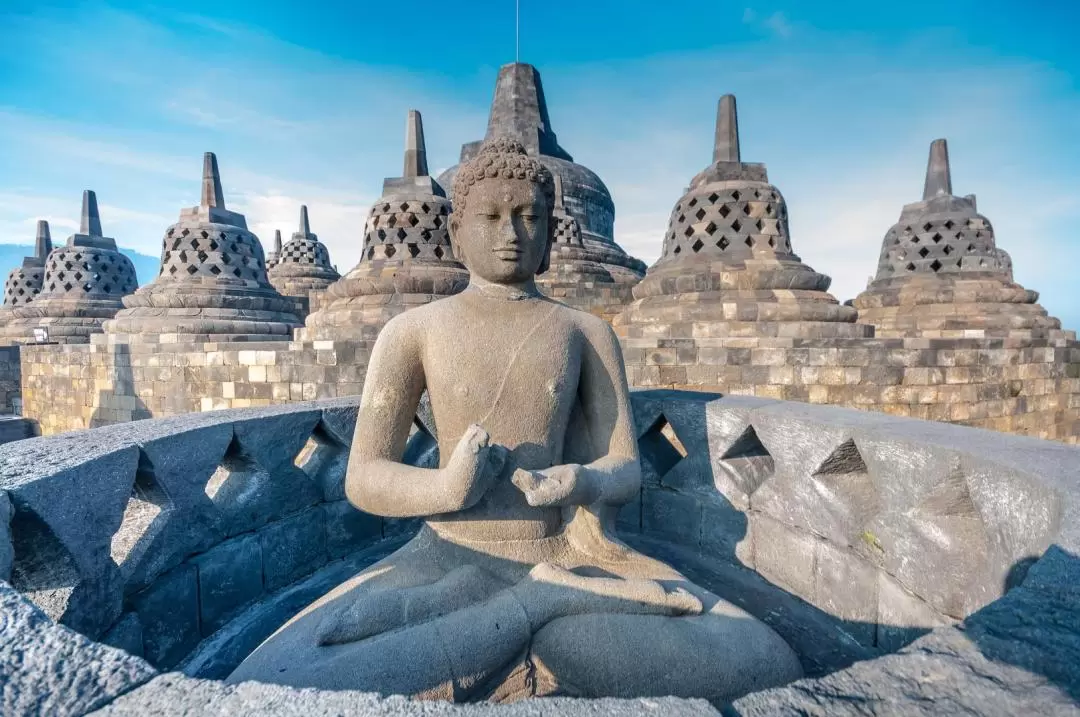 Borobudur Temple Tour