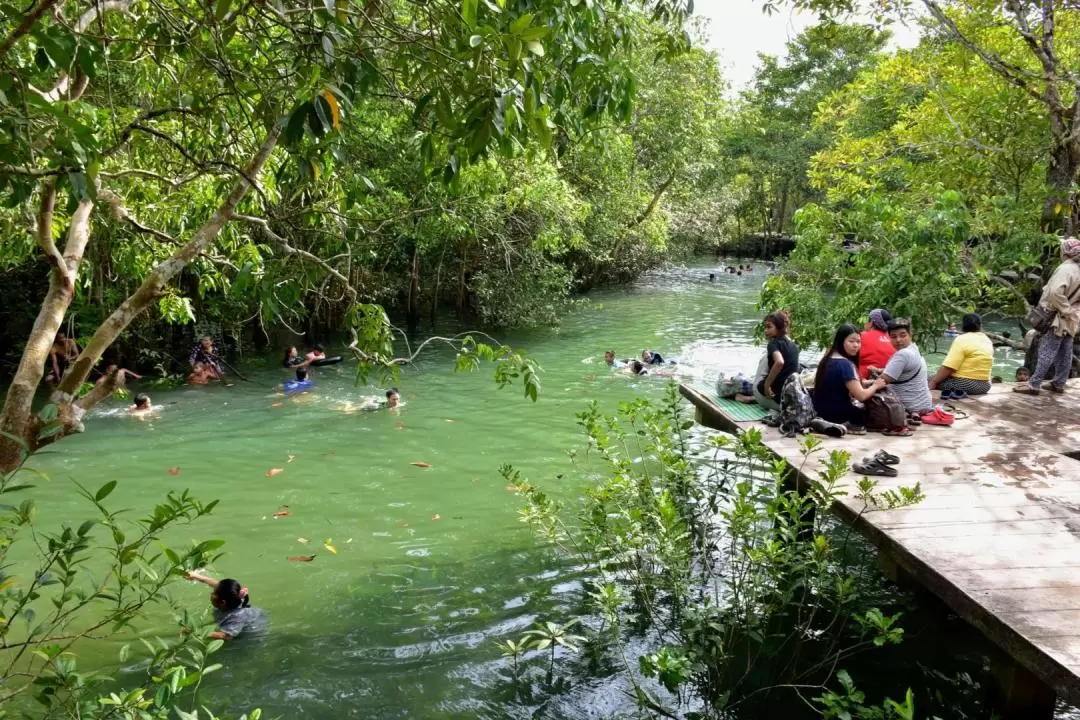 2 Days Cheow Lan Lake Raft House from Krabi