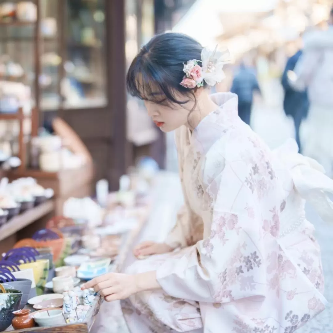 Kimono Rental and Photoshoot in Kyoto by Ouka Kimono